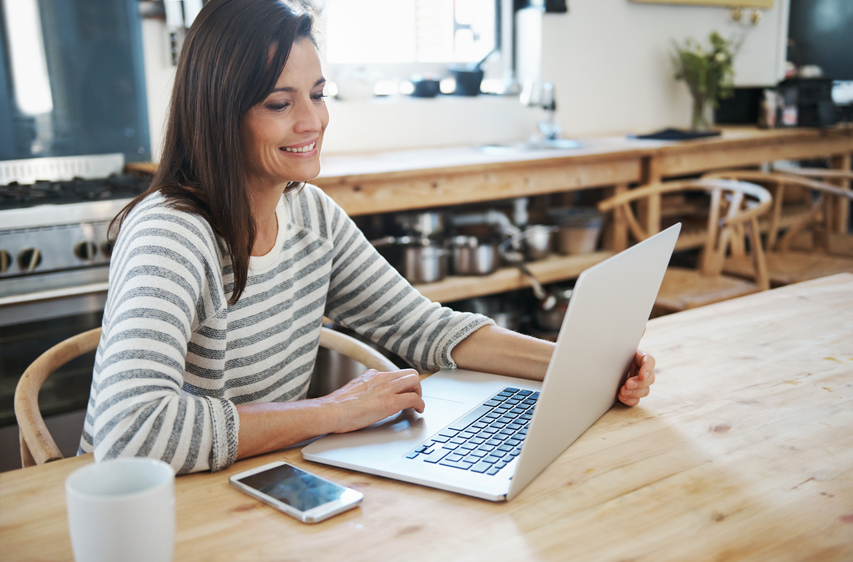 Bien utiliser les médias sociaux lors de la recherche d’emploi